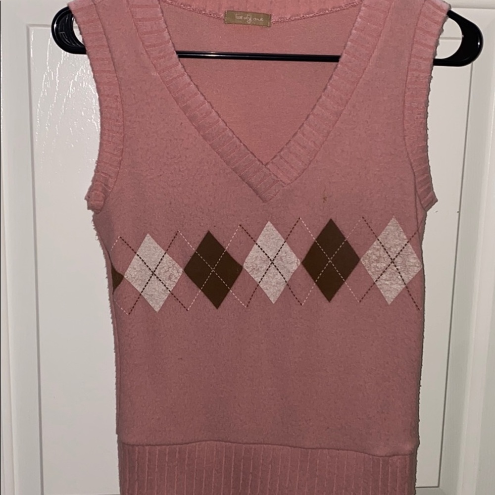 Pink vest size small